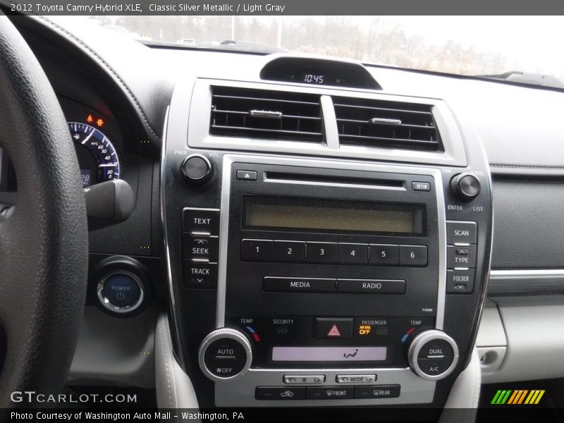 Classic Silver Metallic / Light Gray 2012 Toyota Camry Hybrid XLE