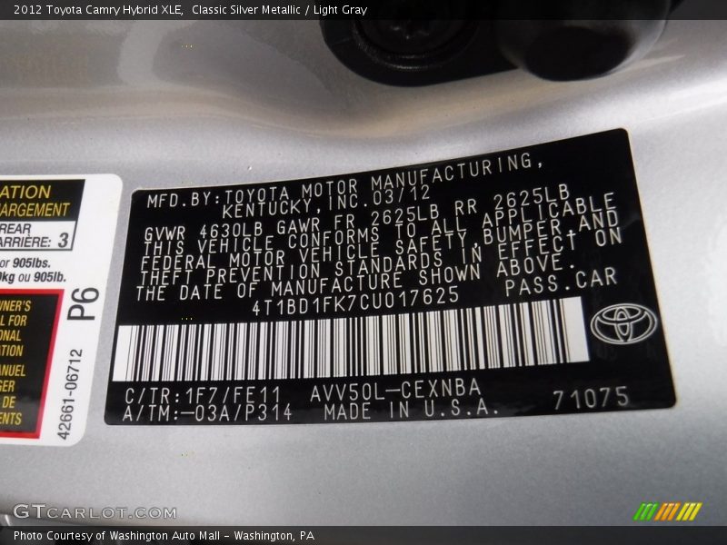 Classic Silver Metallic / Light Gray 2012 Toyota Camry Hybrid XLE