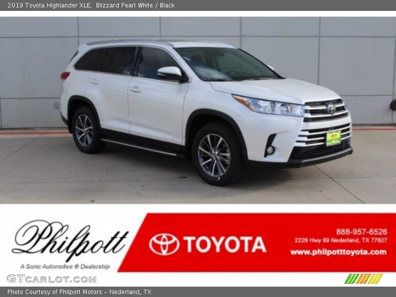 Blizzard Pearl White / Black 2019 Toyota Highlander XLE