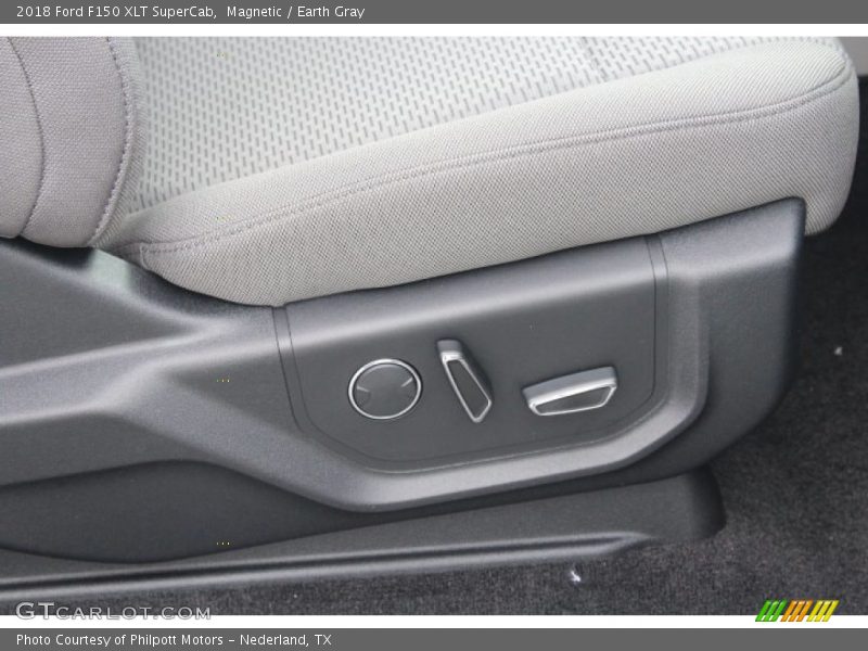 Magnetic / Earth Gray 2018 Ford F150 XLT SuperCab