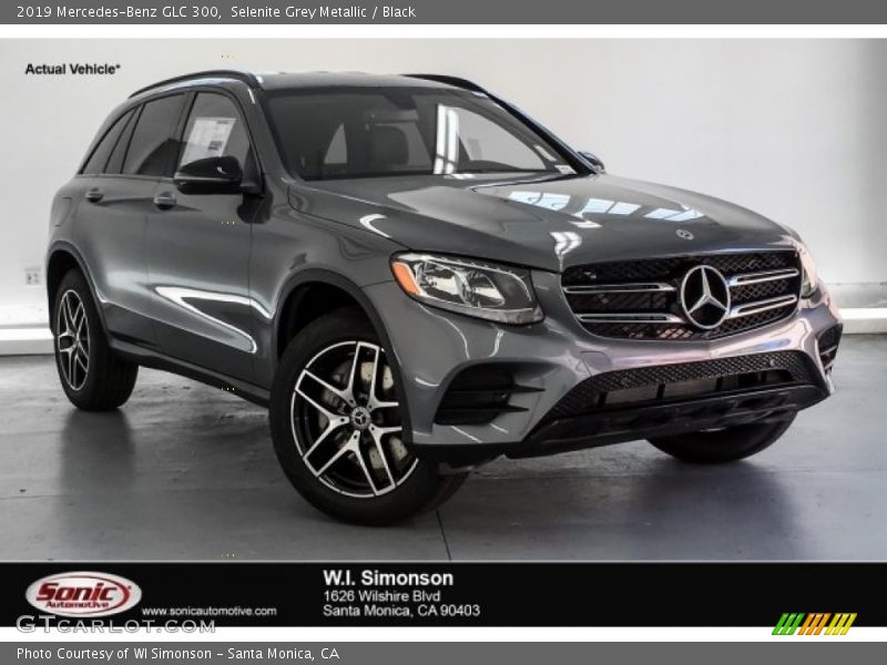Selenite Grey Metallic / Black 2019 Mercedes-Benz GLC 300