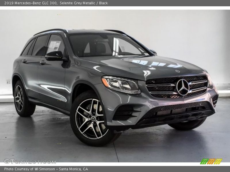Selenite Grey Metallic / Black 2019 Mercedes-Benz GLC 300