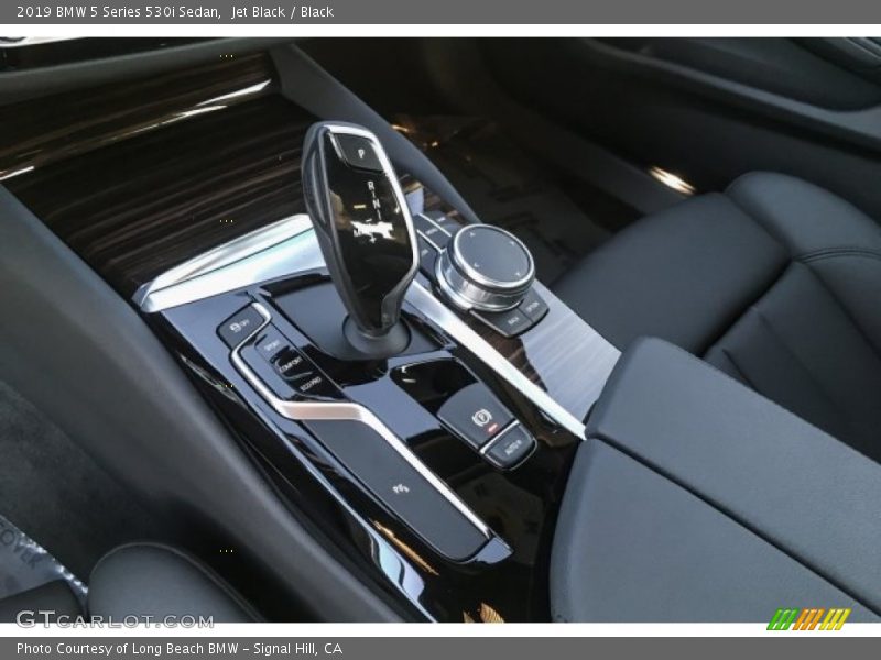 Jet Black / Black 2019 BMW 5 Series 530i Sedan
