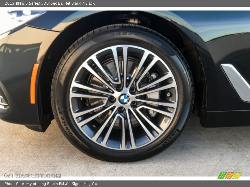 Jet Black / Black 2019 BMW 5 Series 530i Sedan