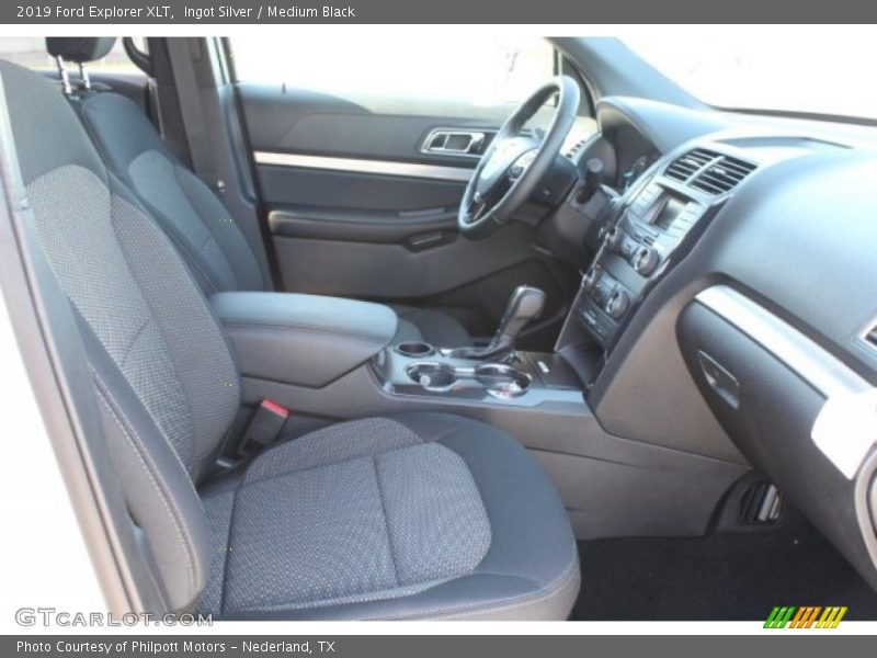 Ingot Silver / Medium Black 2019 Ford Explorer XLT