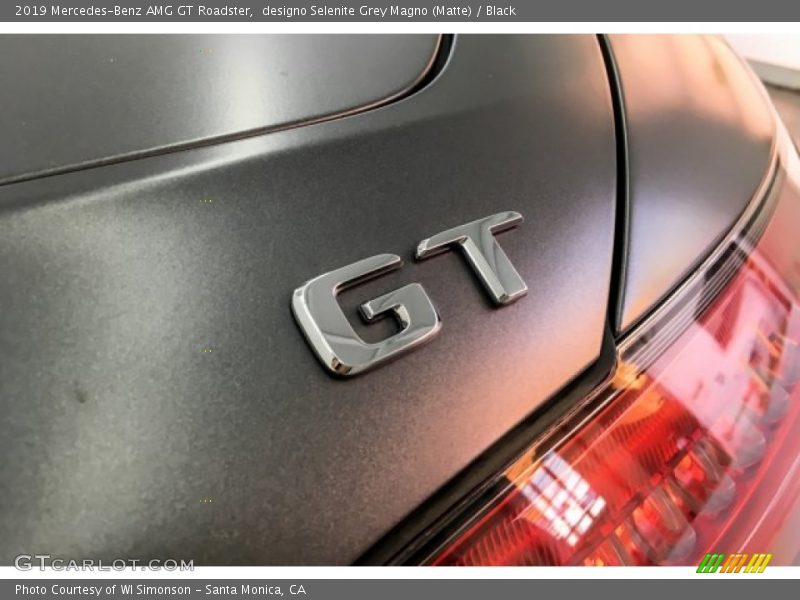  2019 AMG GT Roadster Logo