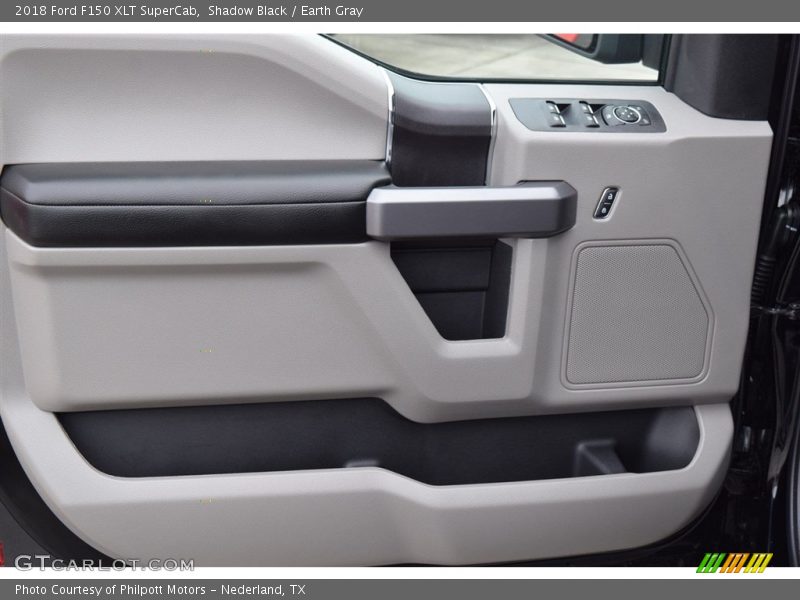 Shadow Black / Earth Gray 2018 Ford F150 XLT SuperCab