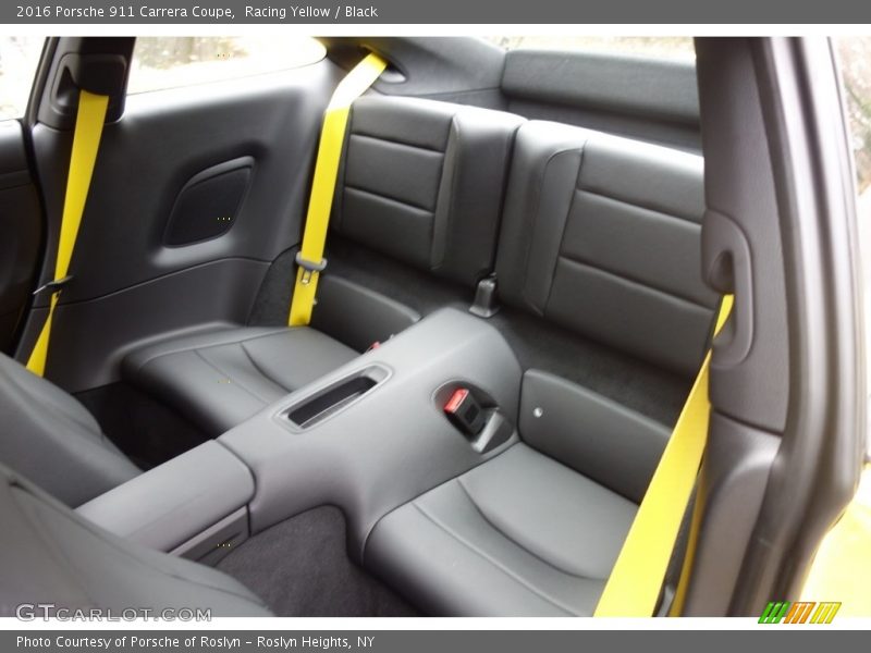 Rear Seat of 2016 911 Carrera Coupe