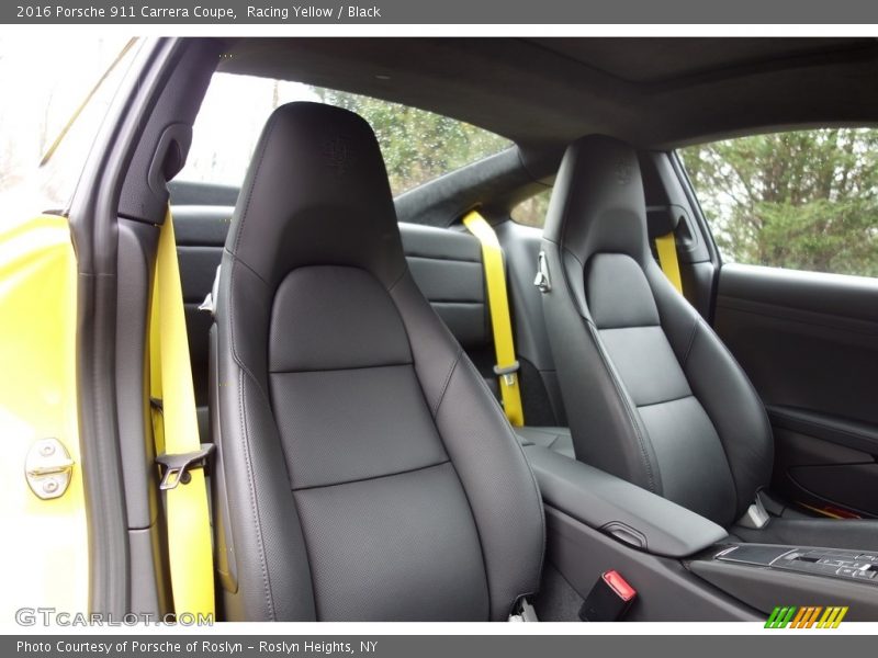 Front Seat of 2016 911 Carrera Coupe