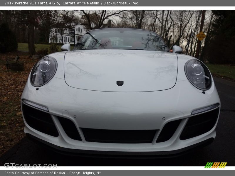 Carrara White Metallic / Black/Bordeaux Red 2017 Porsche 911 Targa 4 GTS