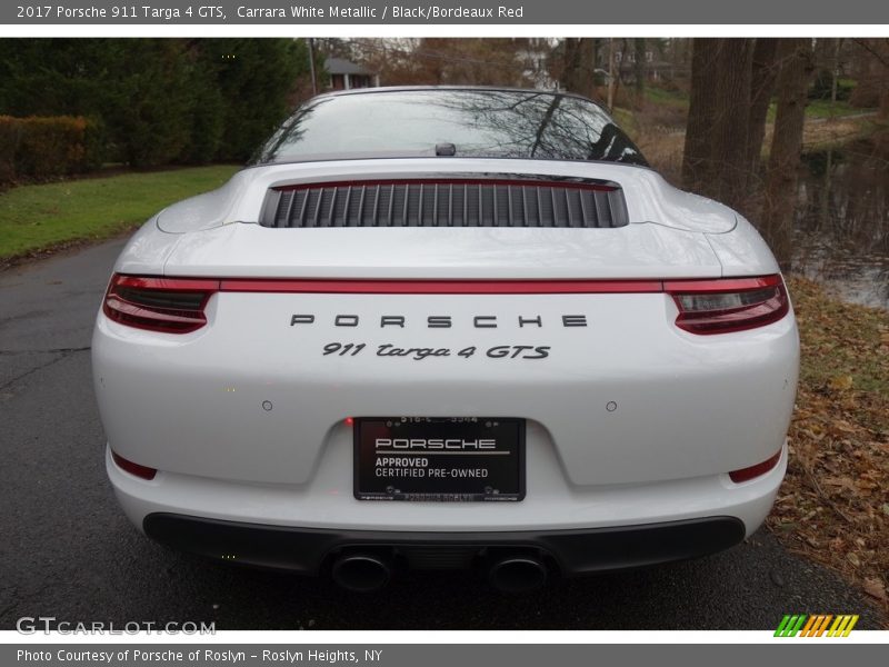 Carrara White Metallic / Black/Bordeaux Red 2017 Porsche 911 Targa 4 GTS