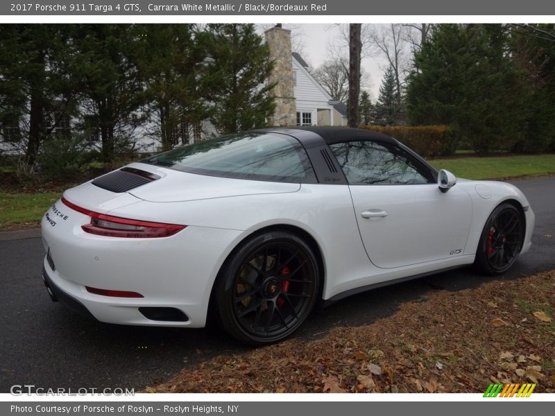 Carrara White Metallic / Black/Bordeaux Red 2017 Porsche 911 Targa 4 GTS