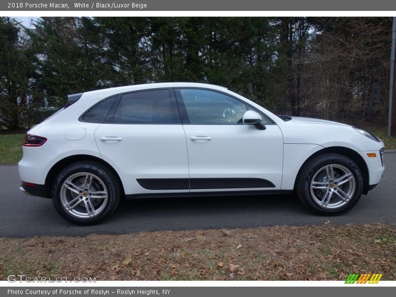 White / Black/Luxor Beige 2018 Porsche Macan