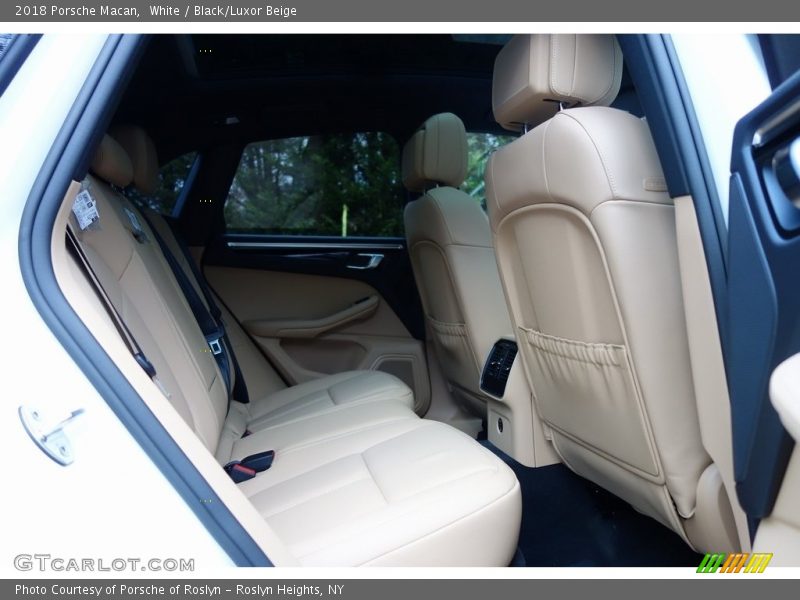 White / Black/Luxor Beige 2018 Porsche Macan