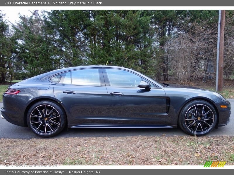 Volcano Grey Metallic / Black 2018 Porsche Panamera 4