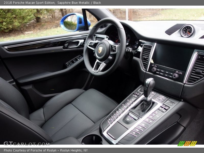 Front Seat of 2018 Macan Sport Edition