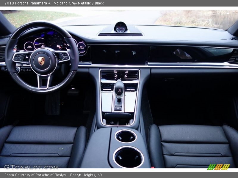 Volcano Grey Metallic / Black 2018 Porsche Panamera 4