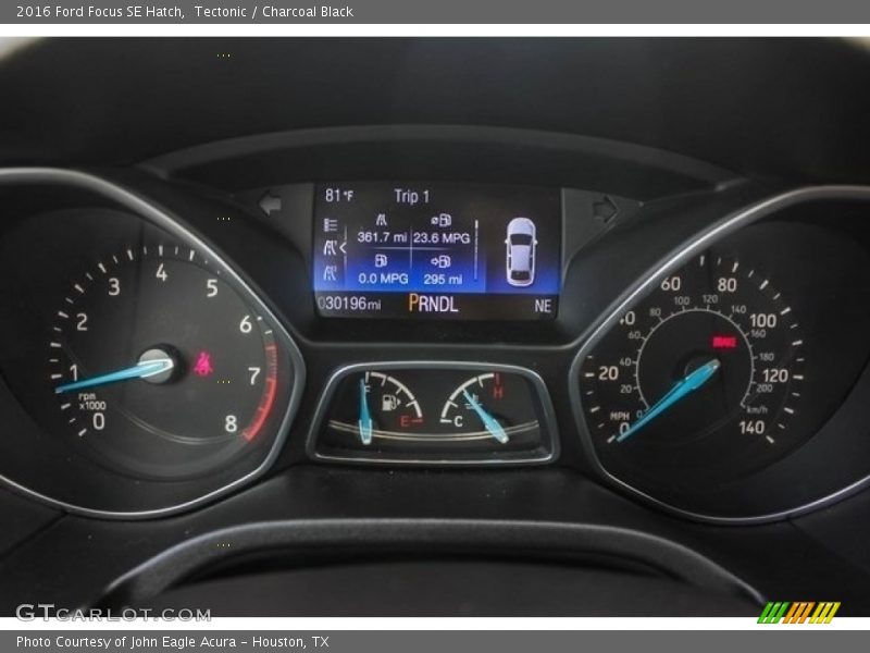 Tectonic / Charcoal Black 2016 Ford Focus SE Hatch