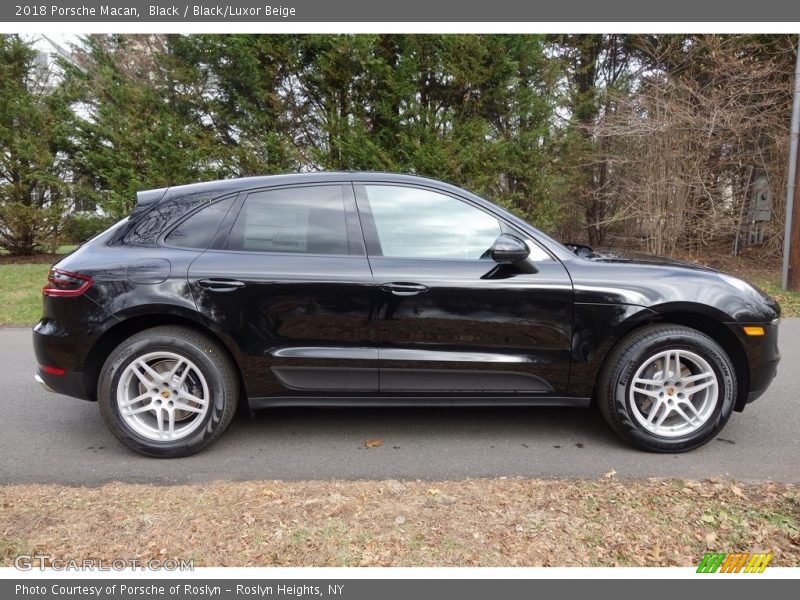 Black / Black/Luxor Beige 2018 Porsche Macan