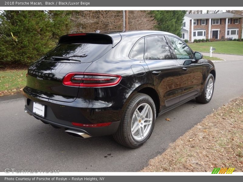Black / Black/Luxor Beige 2018 Porsche Macan