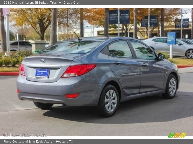 Triathlon Gray / Gray 2016 Hyundai Accent SE Sedan
