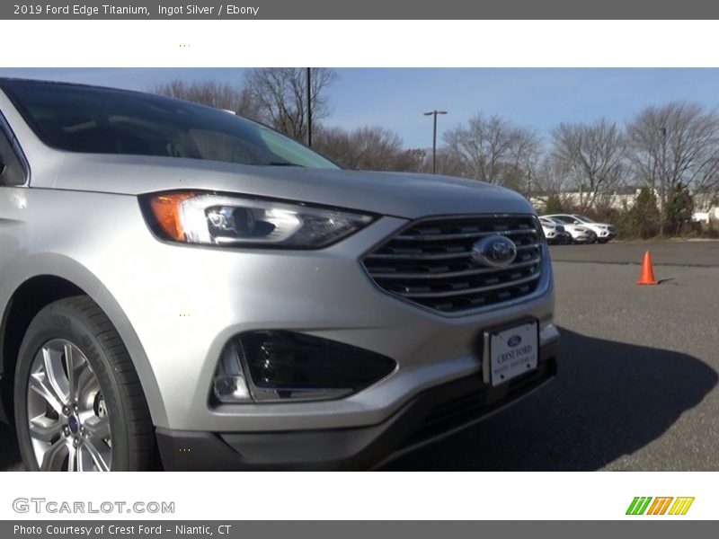 Ingot Silver / Ebony 2019 Ford Edge Titanium