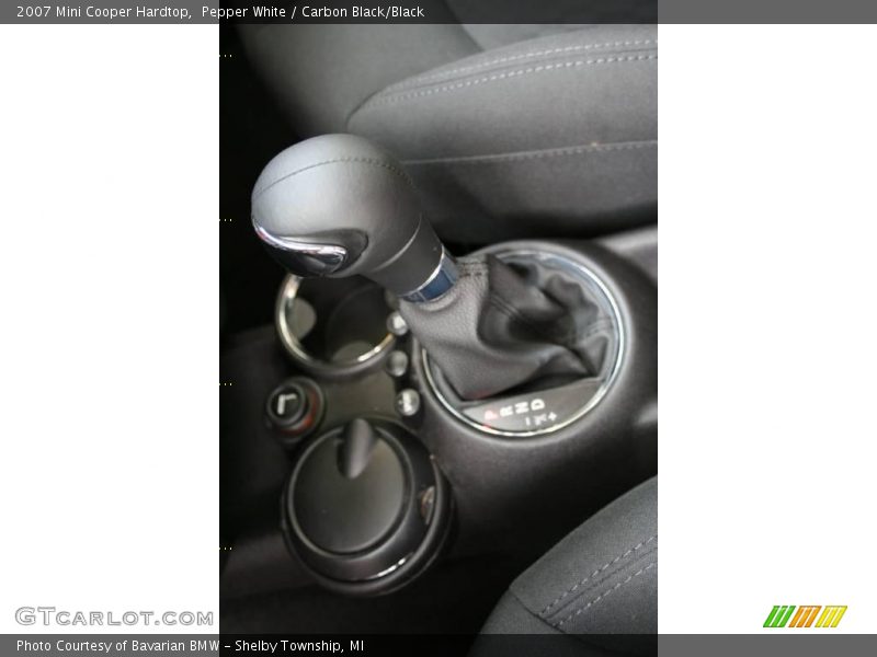 Pepper White / Carbon Black/Black 2007 Mini Cooper Hardtop