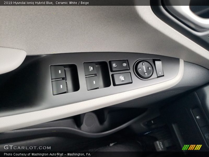 Controls of 2019 Ioniq Hybrid Blue