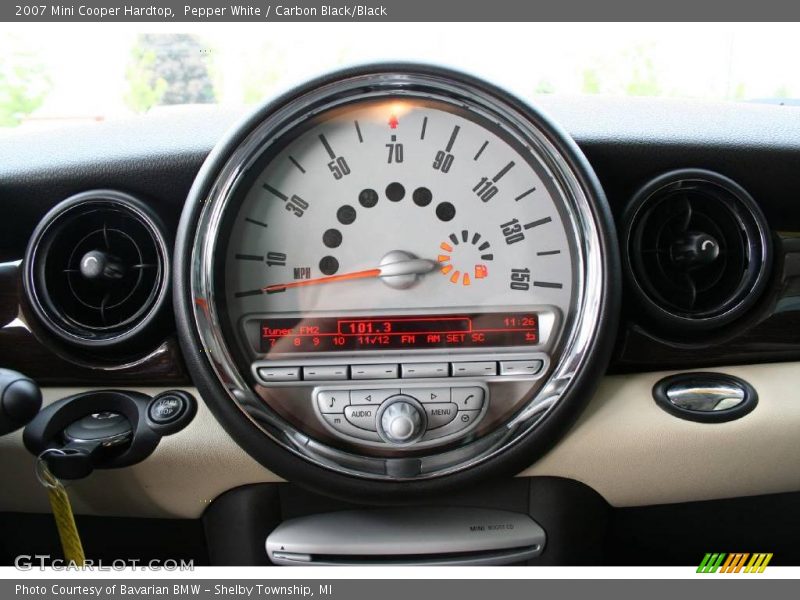 Pepper White / Carbon Black/Black 2007 Mini Cooper Hardtop