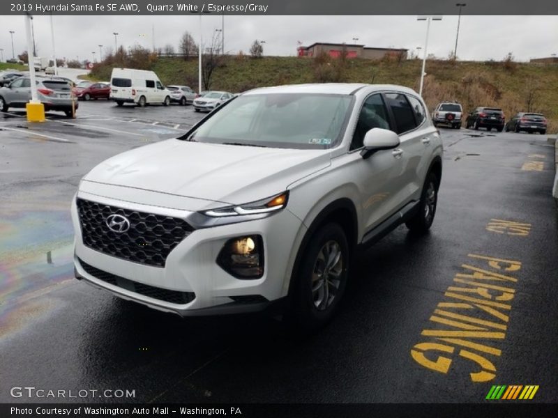 Quartz White / Espresso/Gray 2019 Hyundai Santa Fe SE AWD