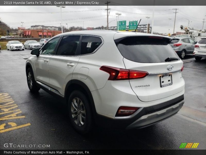 Quartz White / Espresso/Gray 2019 Hyundai Santa Fe SE AWD