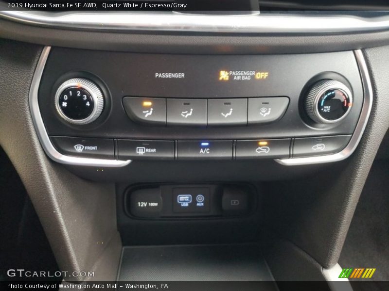 Quartz White / Espresso/Gray 2019 Hyundai Santa Fe SE AWD