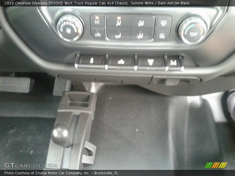 Summit White / Dark Ash/Jet Black 2019 Chevrolet Silverado 3500HD Work Truck Regular Cab 4x4 Chassis