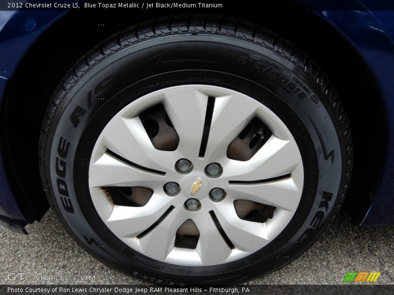 Blue Topaz Metallic / Jet Black/Medium Titanium 2012 Chevrolet Cruze LS