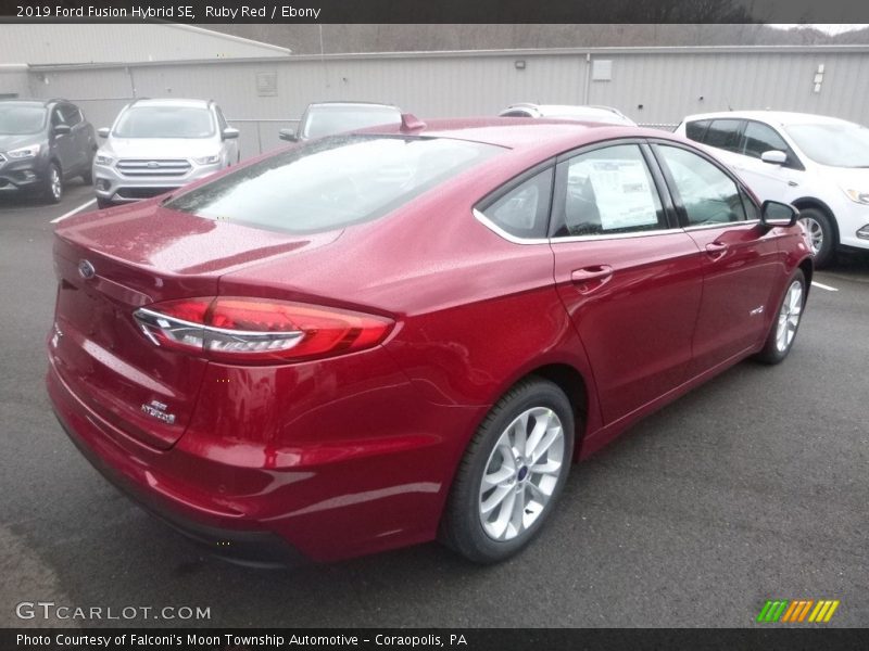 Ruby Red / Ebony 2019 Ford Fusion Hybrid SE