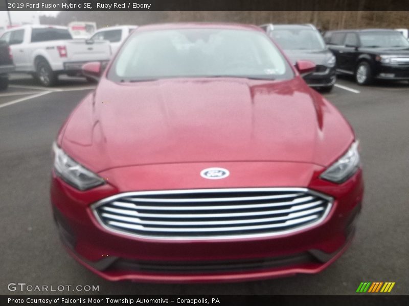 Ruby Red / Ebony 2019 Ford Fusion Hybrid SE