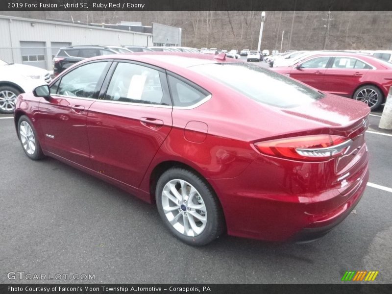 Ruby Red / Ebony 2019 Ford Fusion Hybrid SE