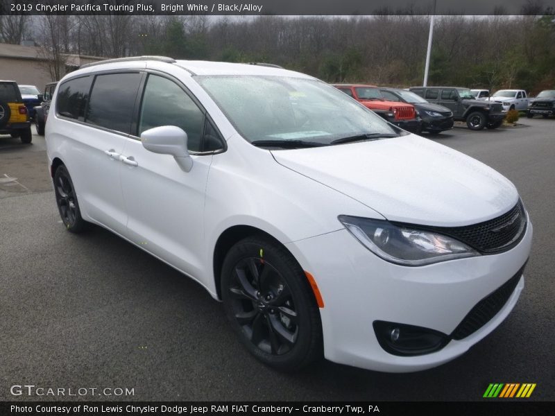 Bright White / Black/Alloy 2019 Chrysler Pacifica Touring Plus