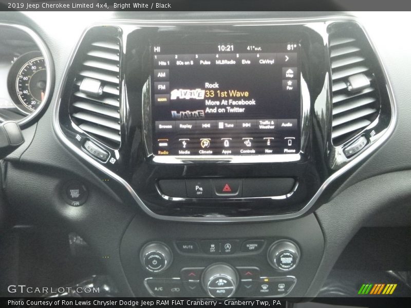 Bright White / Black 2019 Jeep Cherokee Limited 4x4