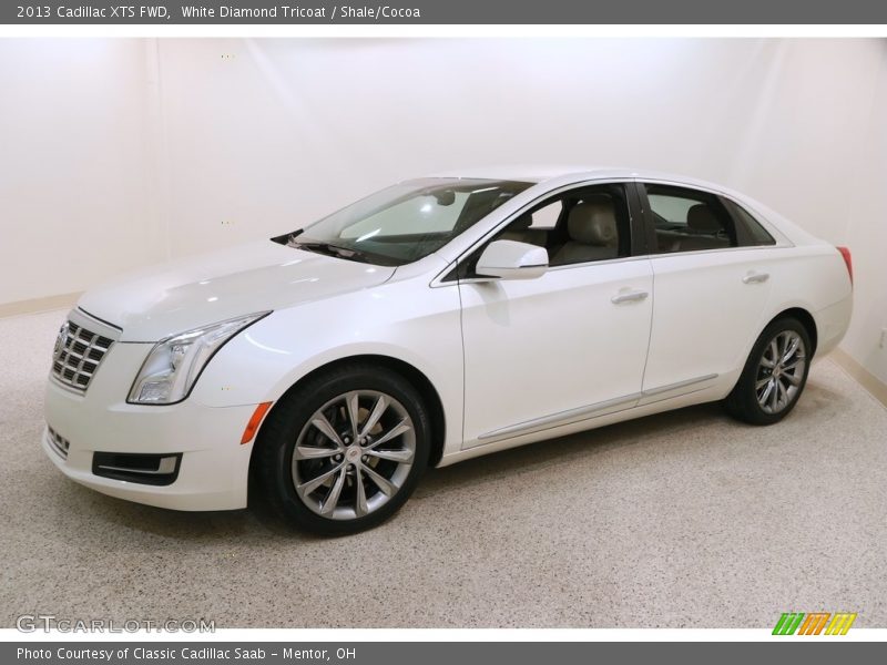 White Diamond Tricoat / Shale/Cocoa 2013 Cadillac XTS FWD