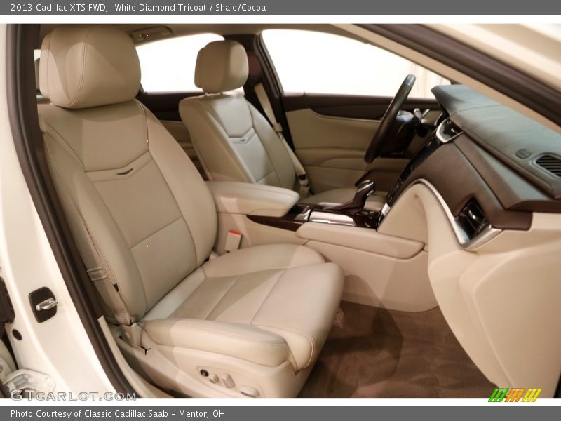 White Diamond Tricoat / Shale/Cocoa 2013 Cadillac XTS FWD