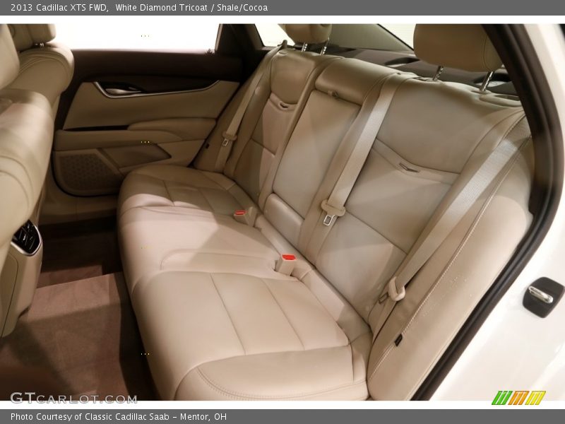 White Diamond Tricoat / Shale/Cocoa 2013 Cadillac XTS FWD