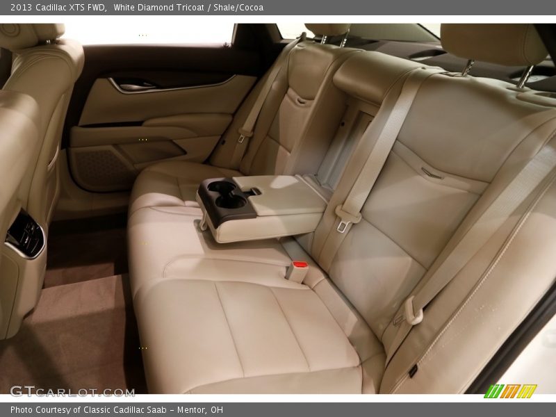 White Diamond Tricoat / Shale/Cocoa 2013 Cadillac XTS FWD