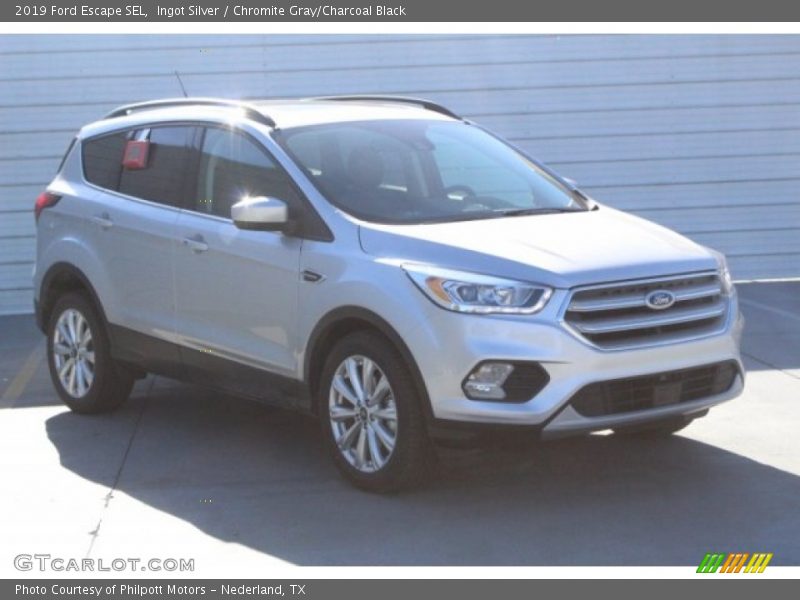 Ingot Silver / Chromite Gray/Charcoal Black 2019 Ford Escape SEL