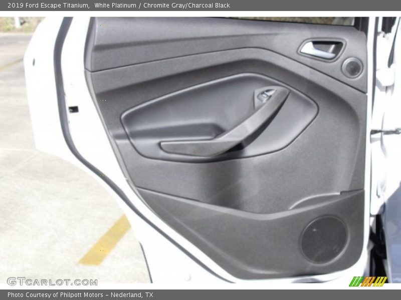White Platinum / Chromite Gray/Charcoal Black 2019 Ford Escape Titanium