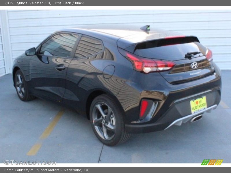 Ultra Black / Black 2019 Hyundai Veloster 2.0