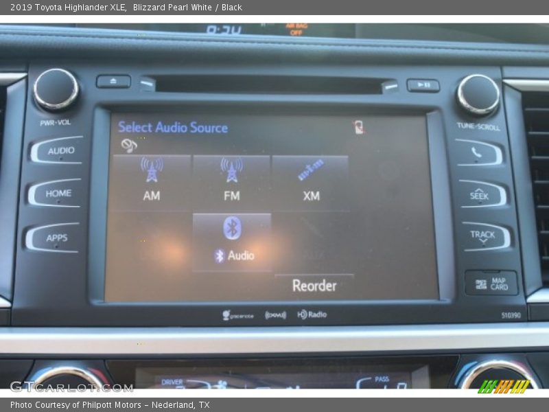 Blizzard Pearl White / Black 2019 Toyota Highlander XLE