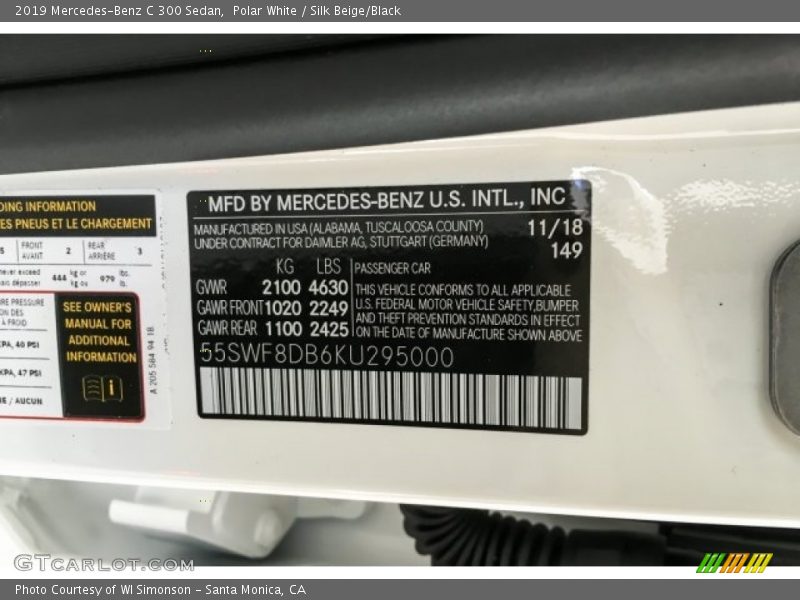 Polar White / Silk Beige/Black 2019 Mercedes-Benz C 300 Sedan