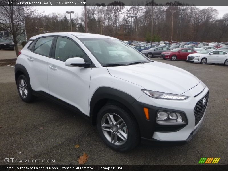 Front 3/4 View of 2019 Kona SE AWD