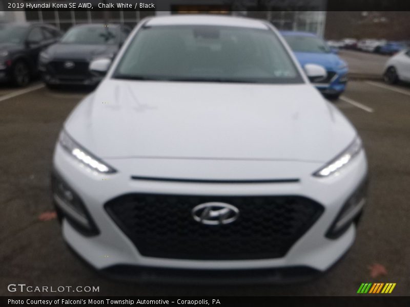 Chalk White / Black 2019 Hyundai Kona SE AWD